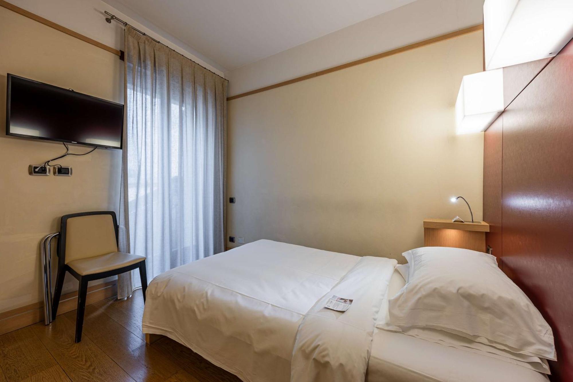 Best Western Hotel Armando Verona Esterno foto