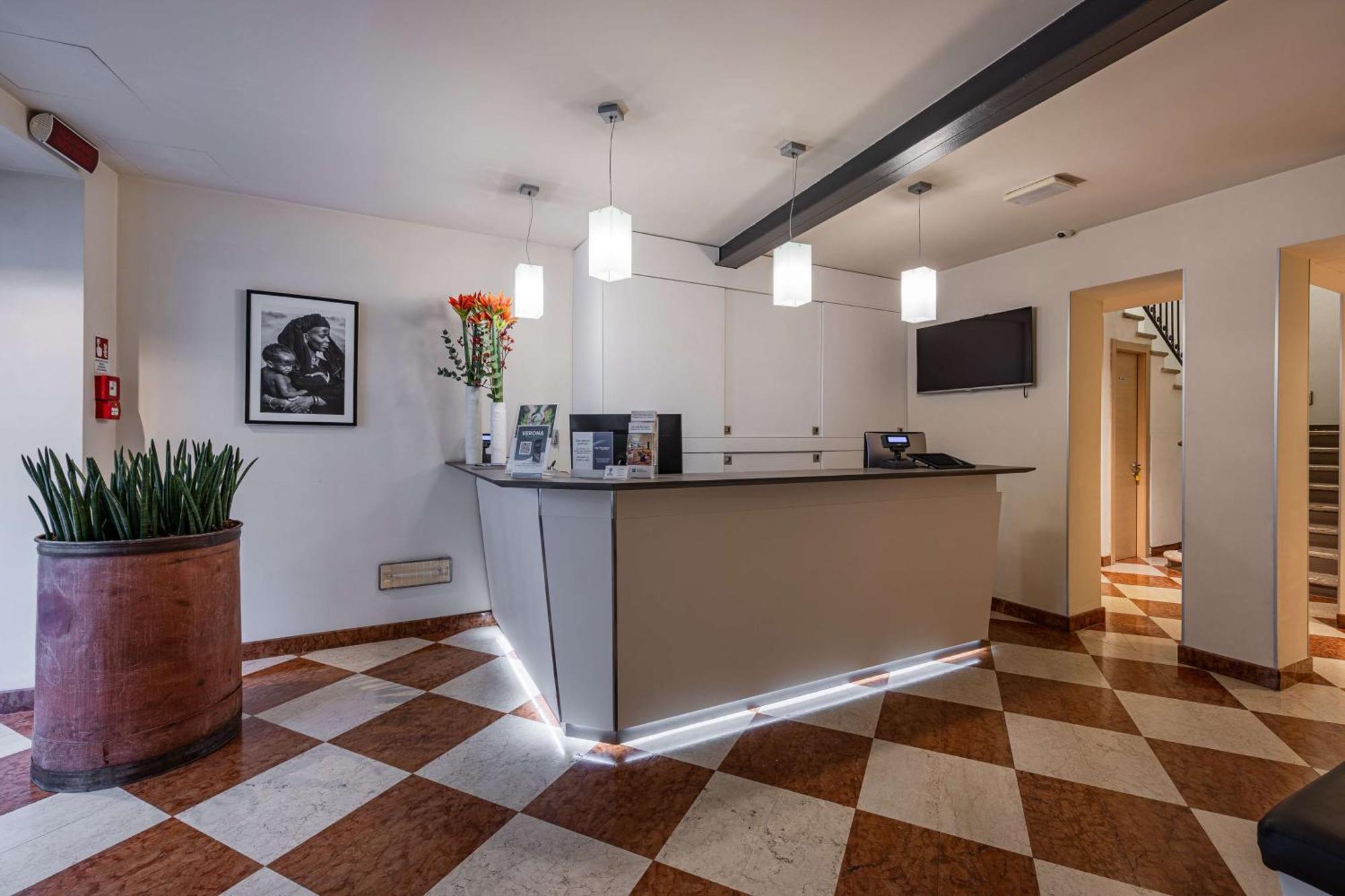 Best Western Hotel Armando Verona Esterno foto